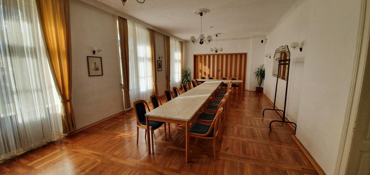 Hotel "Stadt Koethen" Koethen  Dış mekan fotoğraf
