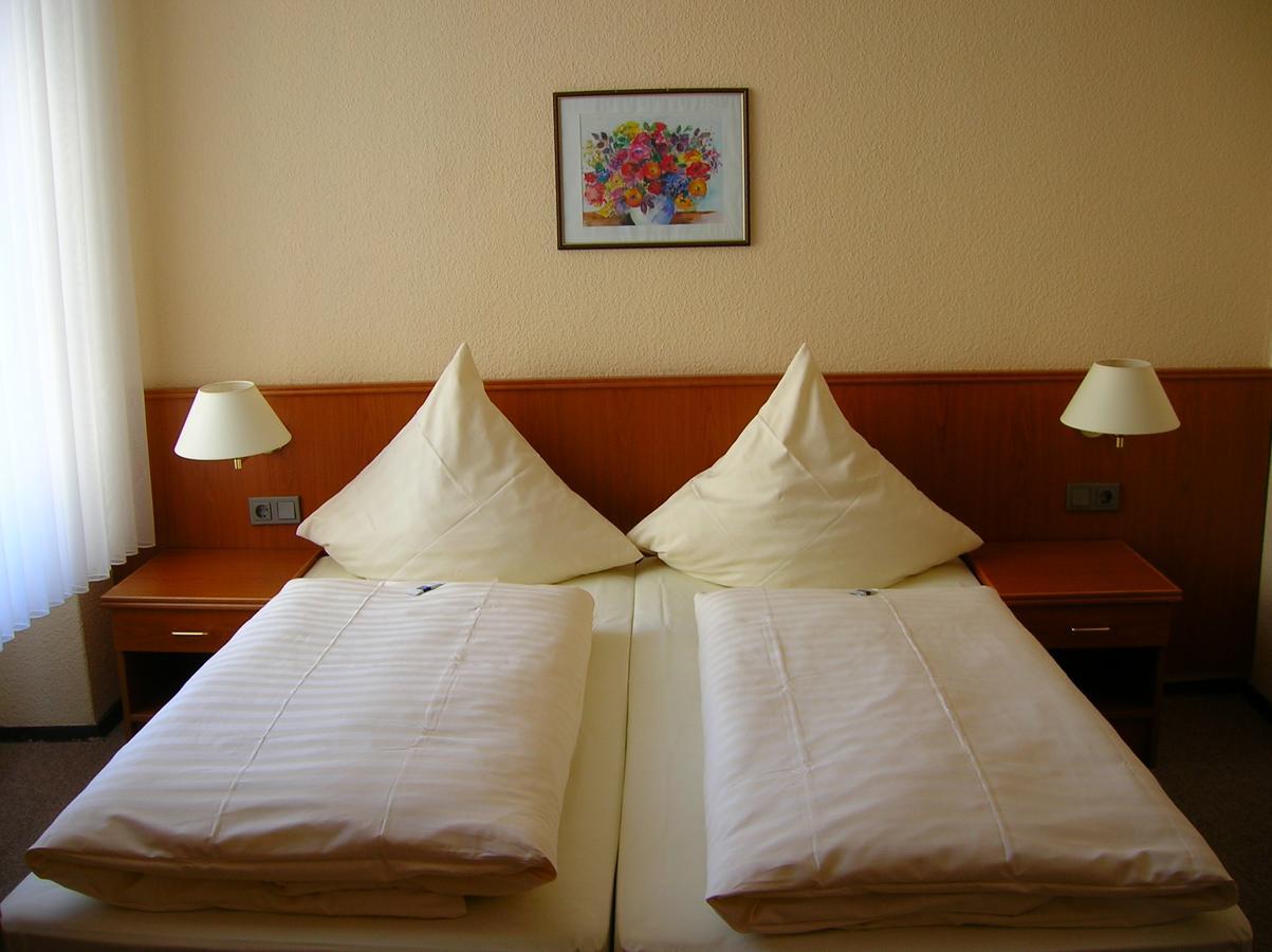 Hotel "Stadt Koethen" Koethen  Dış mekan fotoğraf