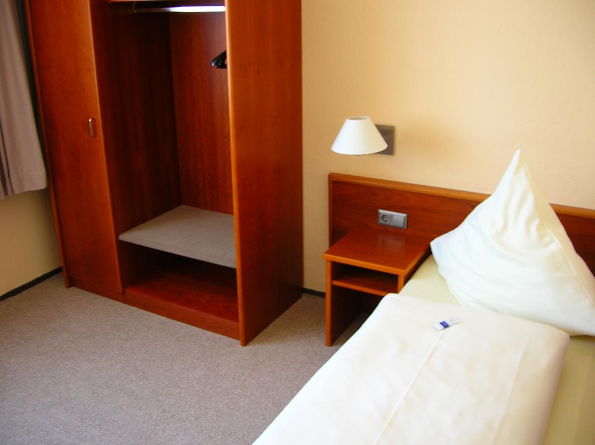 Hotel "Stadt Koethen" Koethen  Dış mekan fotoğraf
