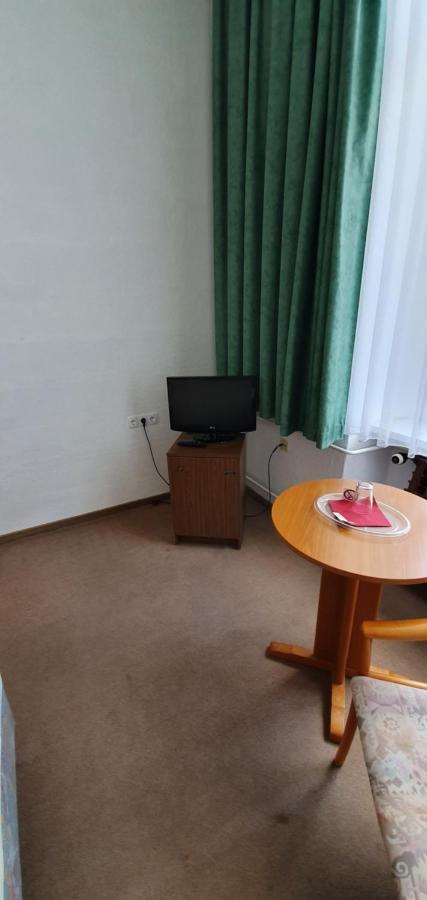 Hotel "Stadt Koethen" Koethen  Dış mekan fotoğraf