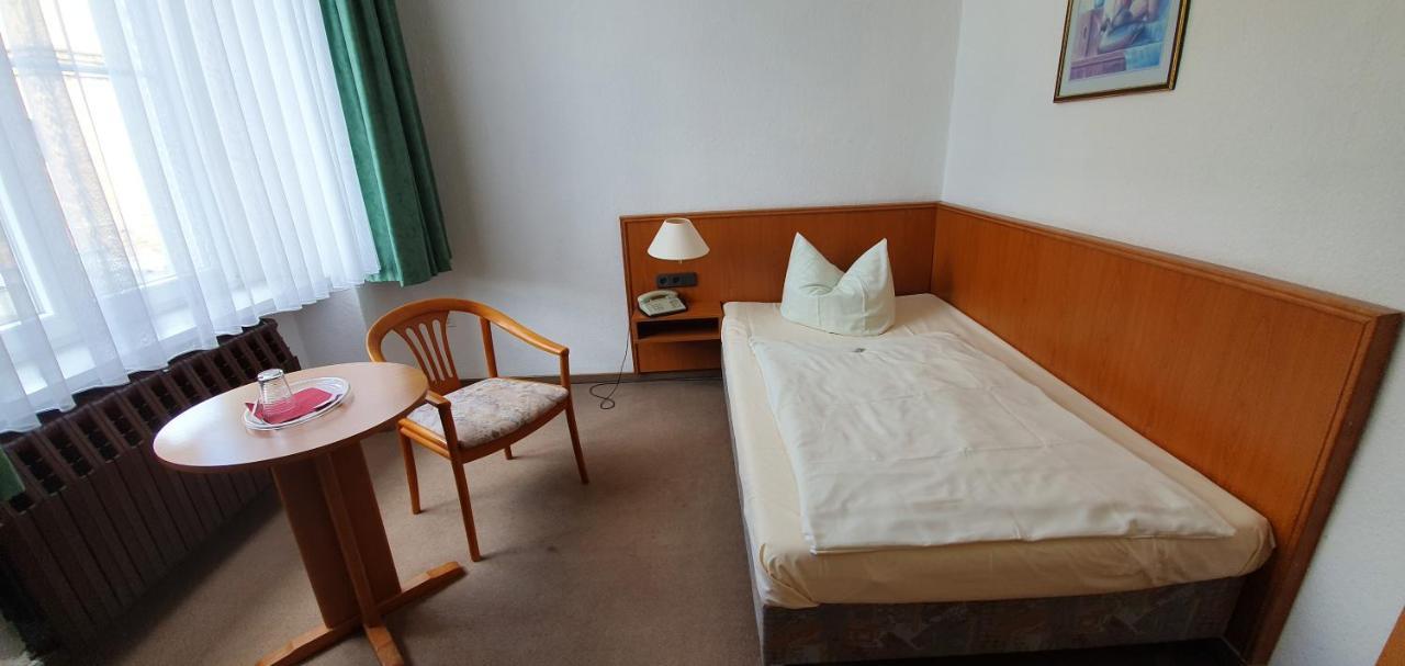 Hotel "Stadt Koethen" Koethen  Dış mekan fotoğraf